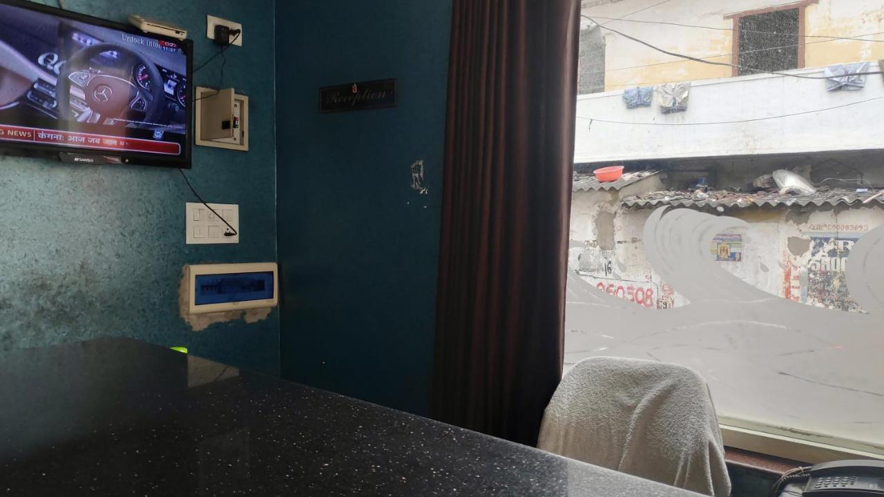 Hotel Pawan Putra 维沙卡帕特南 外观 照片